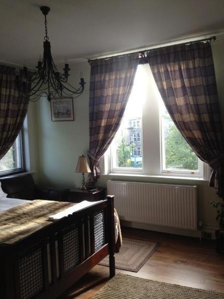 Bed and Breakfast Number27Харрогейт Номер фото